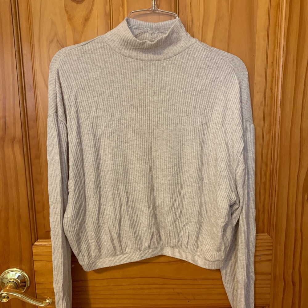 GARAGE mock neck sweater